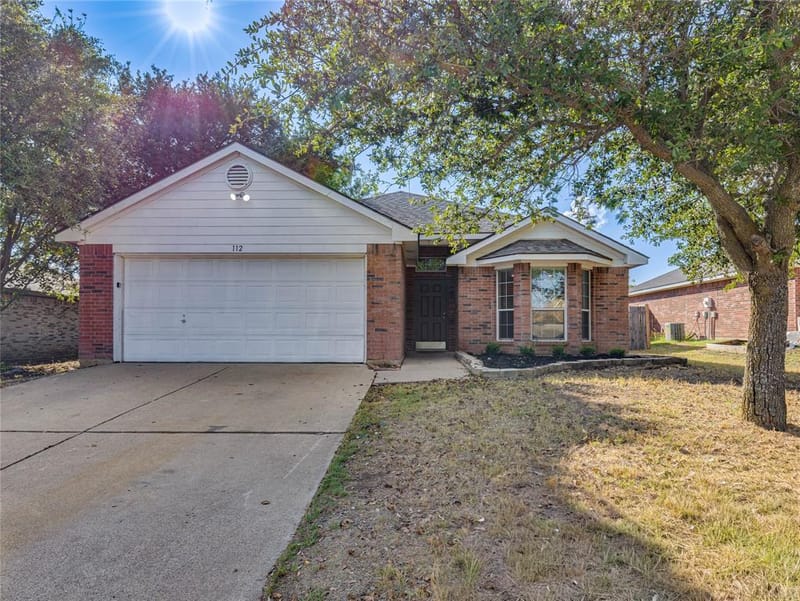 112 Kensington Court, Rhome TX 76078