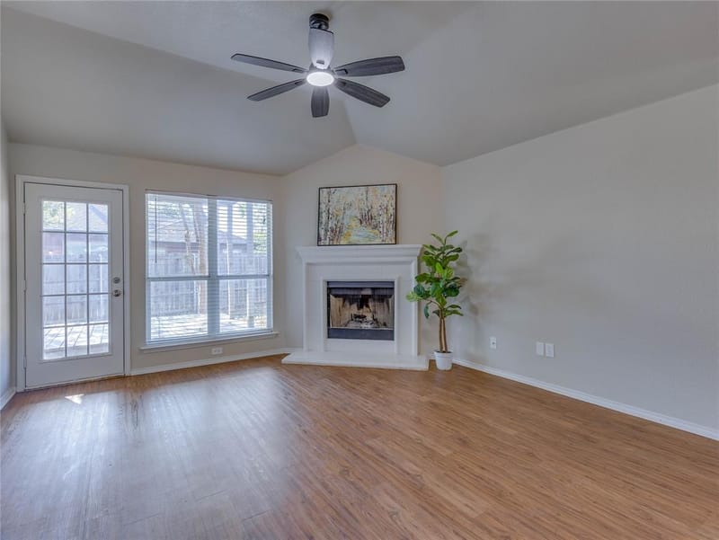 112 Kensington Court, Rhome TX 76078 - Photo 14