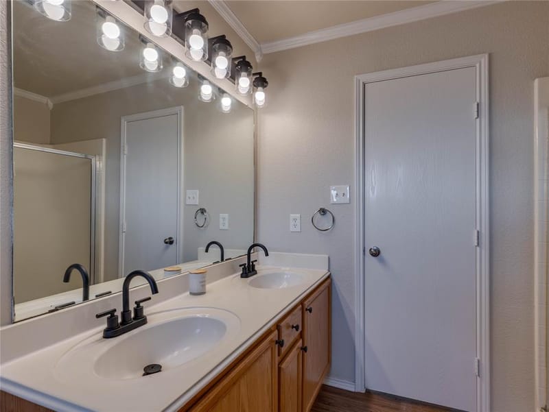 112 Kensington Court, Rhome TX 76078 - Photo 19