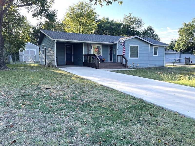 480 oak leaf, East Tawakoni TX 75472