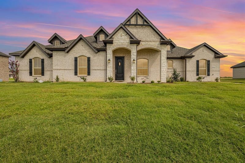 6044 Mango, Sanger TX 76266