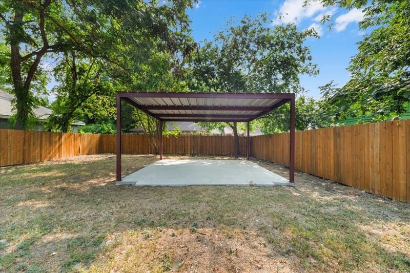 818 Hollywood Avenue, Dallas TX 75208 - Photo 23