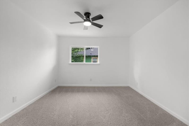 818 Hollywood Avenue, Dallas TX 75208 - Photo 16