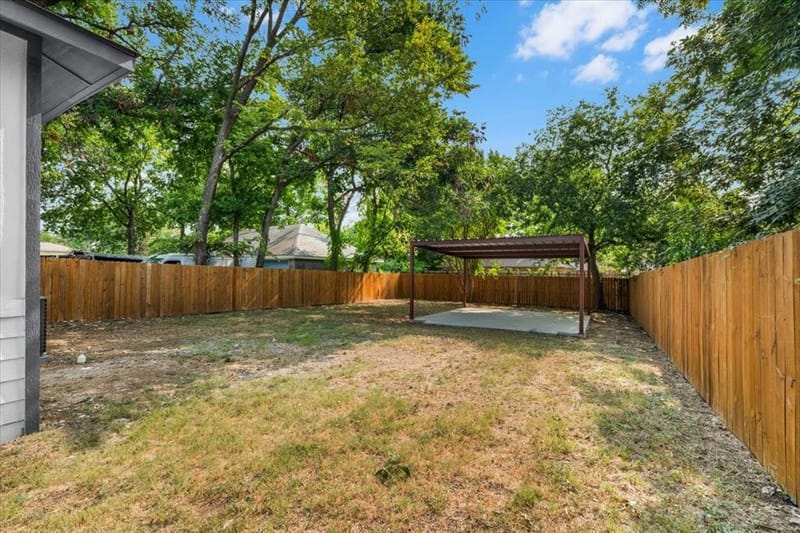 818 Hollywood Avenue, Dallas TX 75208 - Photo 22