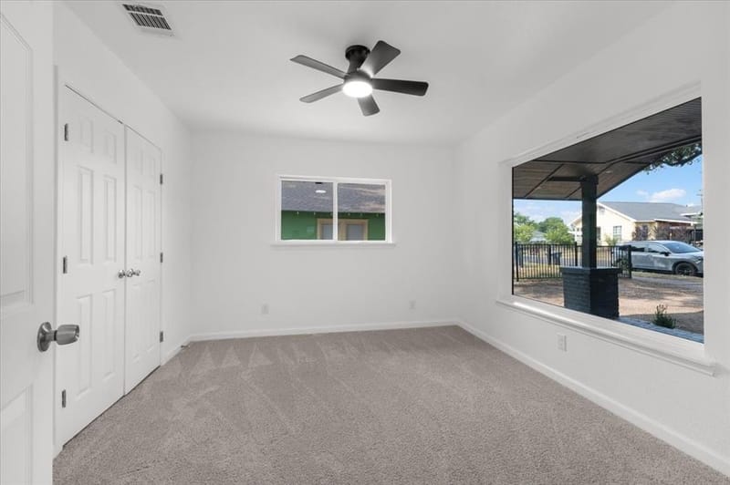 818 Hollywood Avenue, Dallas TX 75208 - Photo 19