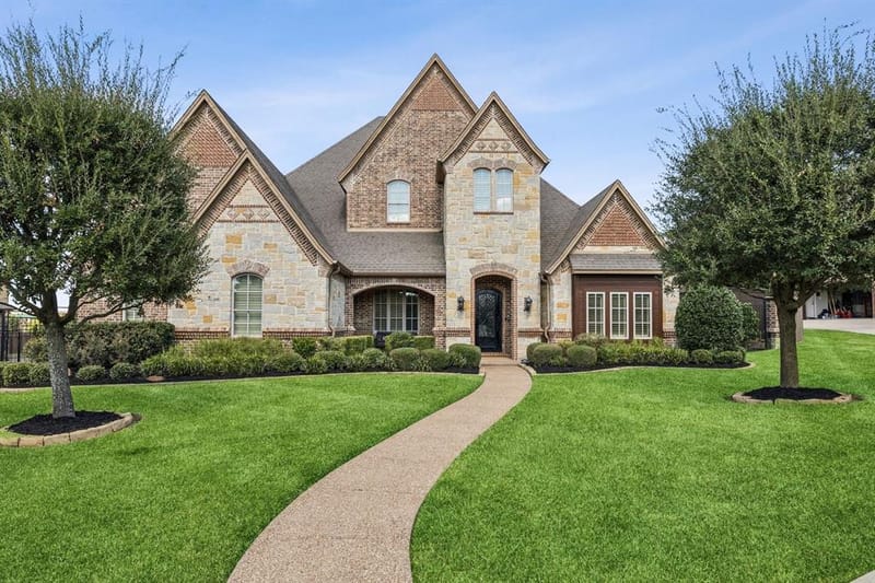 408 W Chapel Downs Drive, Southlake TX 76092