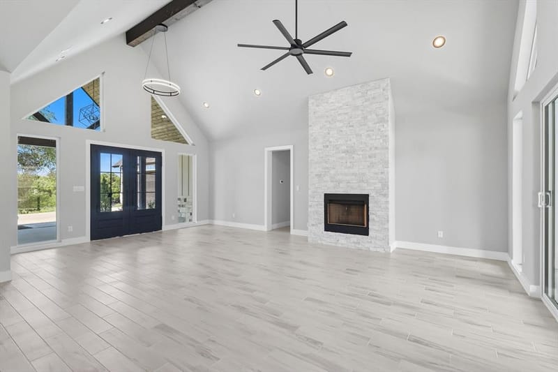 1019 Glenoaks Drive, Weatherford TX 76088 - Photo 9