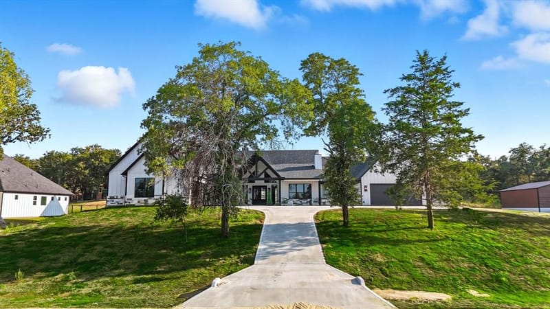 1019 Glenoaks Drive, Weatherford TX 76088 - Photo 4