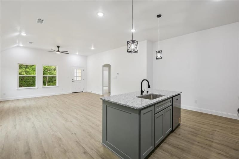 111 N Oak Street, Ector TX 75439 - Photo 19