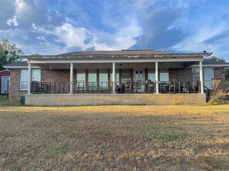 520 cR 221, Breckenridge TX 76424