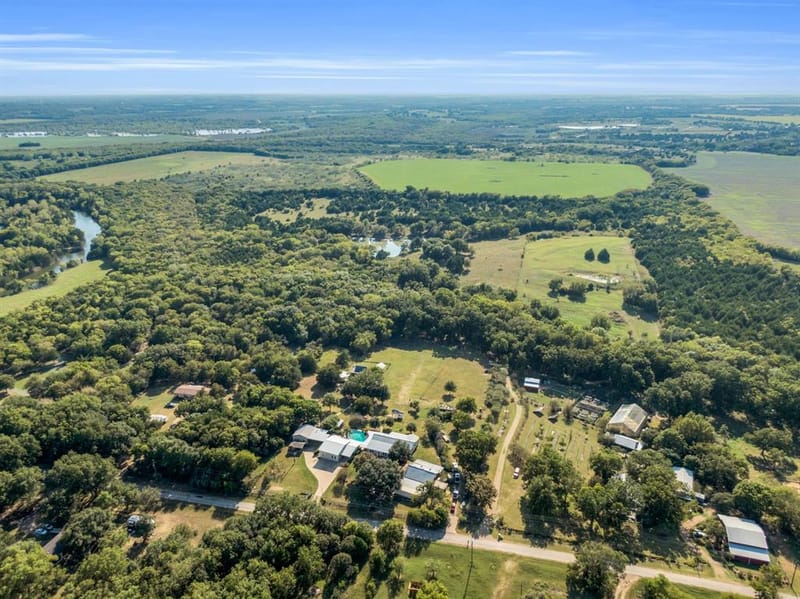 490 James Road, Ferris TX 75125 - Photo 40