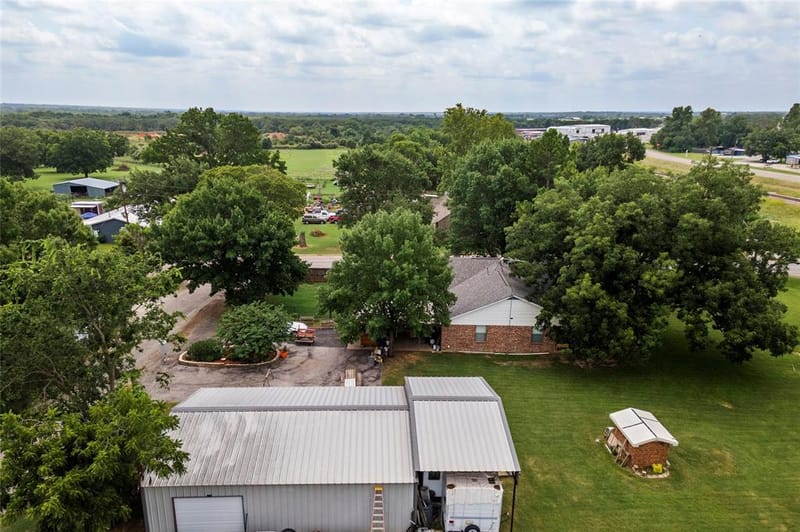 102 N Mesquite Street, Paradise TX 76073 - Photo 27
