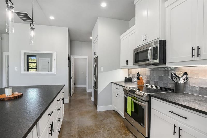 811 County Road 3451, Paradise TX 76073 - Photo 12