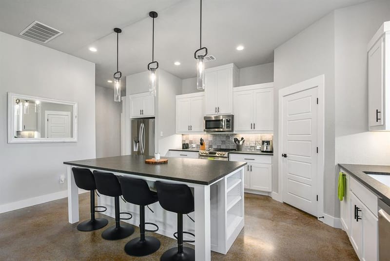 811 County Road 3451, Paradise TX 76073 - Photo 8