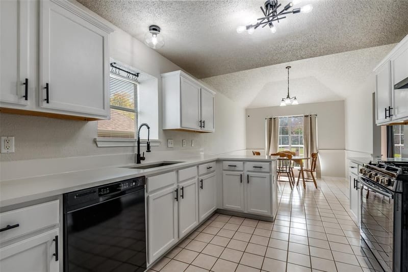 1721 Chapman Drive, Mesquite TX 75149 - Photo 9