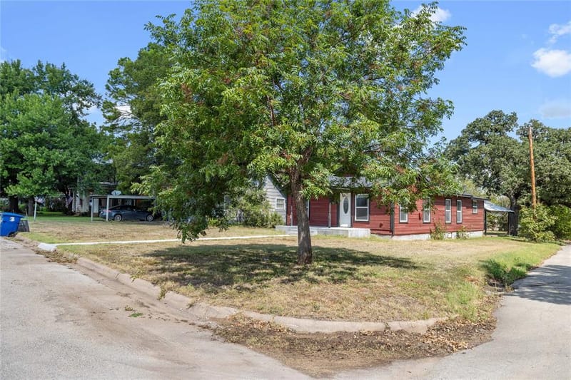 1620 Vincent Street, Brownwood TX 76801 - Photo 13