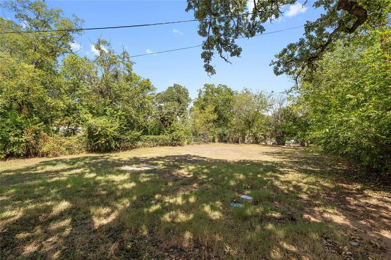 1620 Vincent Street, Brownwood TX 76801 - Photo 12