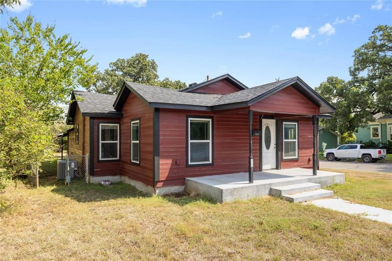 1620 Vincent Street, Brownwood TX 76801 - Photo 3