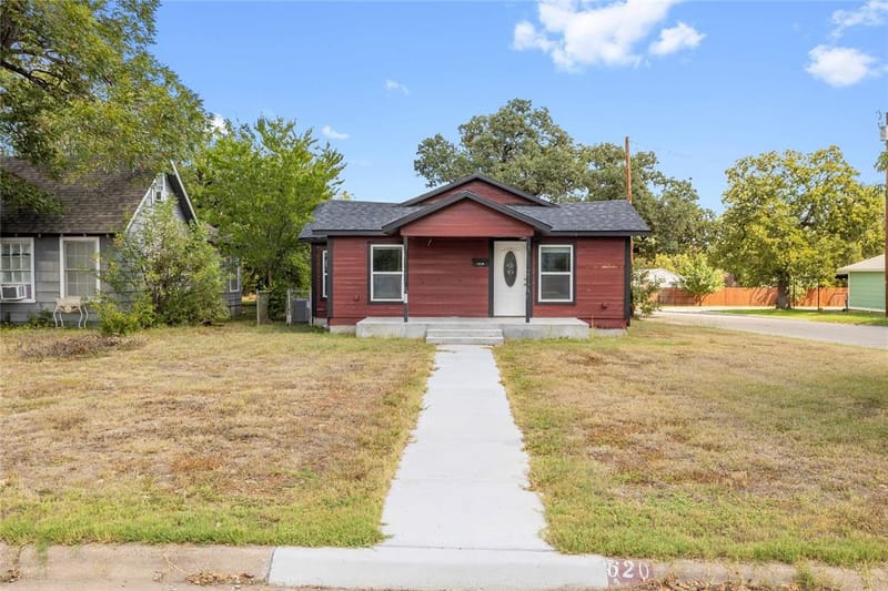 1620 Vincent Street, Brownwood TX 76801 - Photo 5