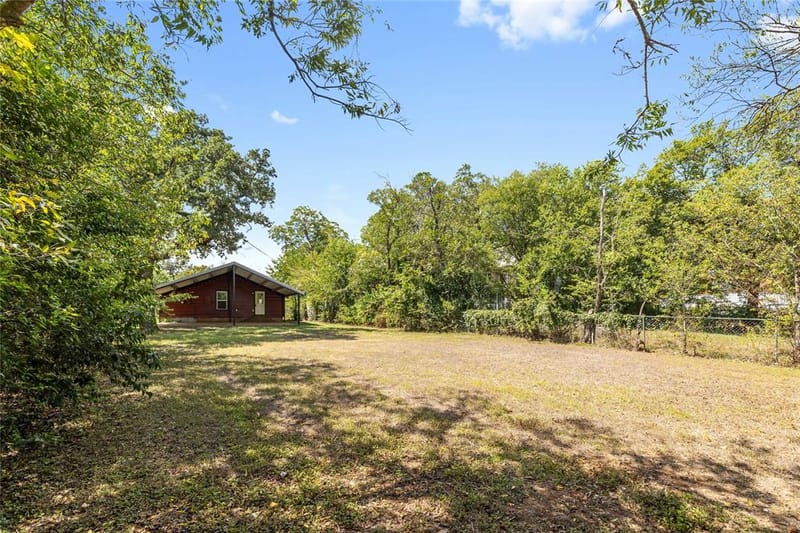 1620 Vincent Street, Brownwood TX 76801 - Photo 10