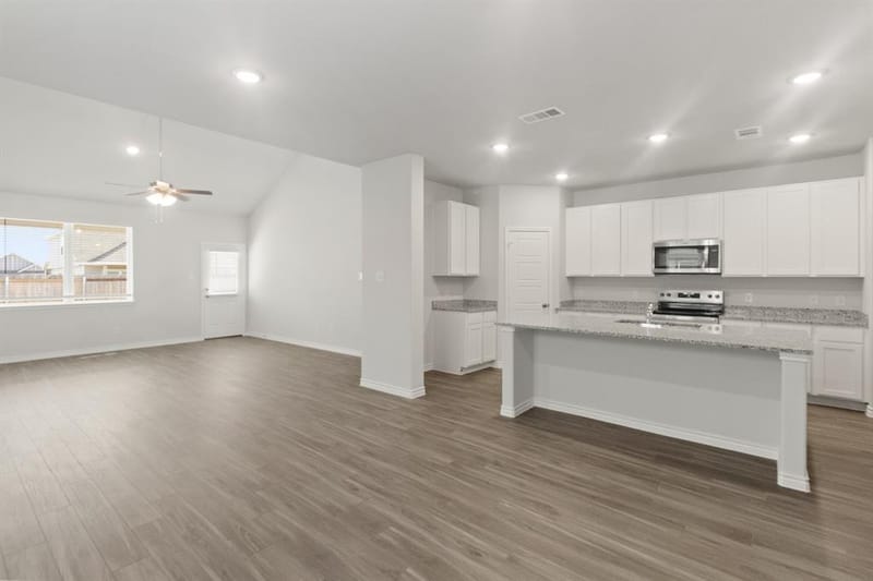 9956 Dynamics Drive, Fort Worth TX 76131 - Photo 6