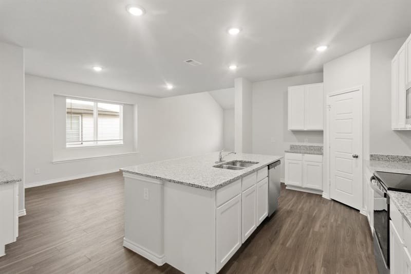 9956 Dynamics Drive, Fort Worth TX 76131 - Photo 5