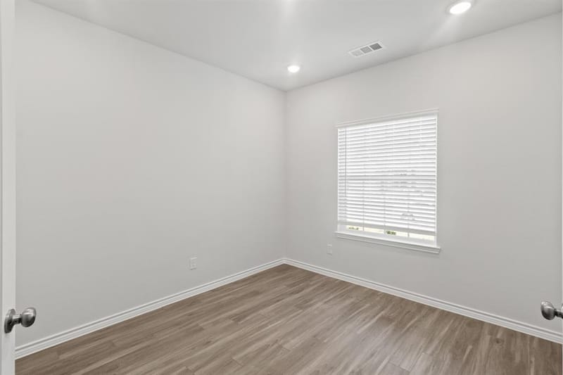 9956 Dynamics Drive, Fort Worth TX 76131 - Photo 4