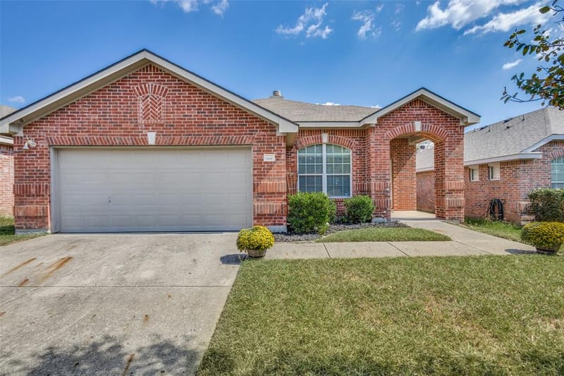 1617 Black Maple Drive, Anna TX 75409 - Photo 3