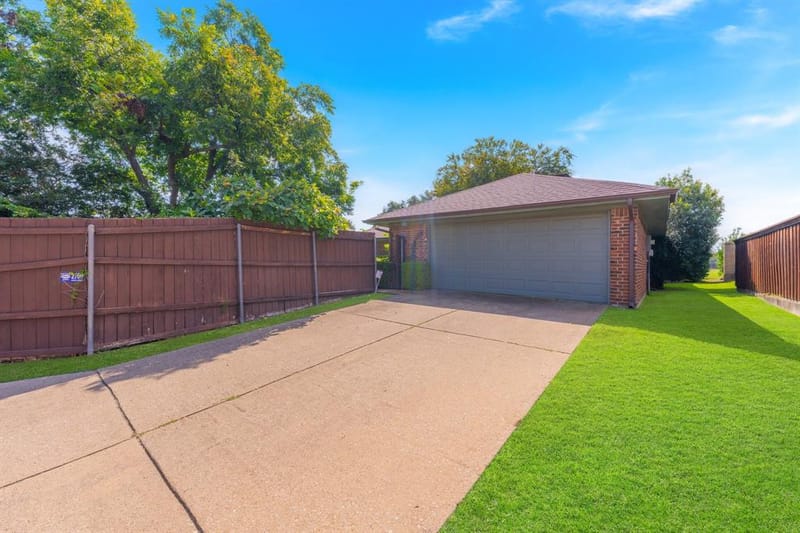 2709 N Spring Drive, Richardson TX 75082 - Photo 33