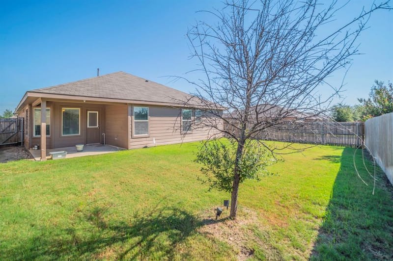 756 Walls Boulevard, Crowley TX 76036 - Photo 23