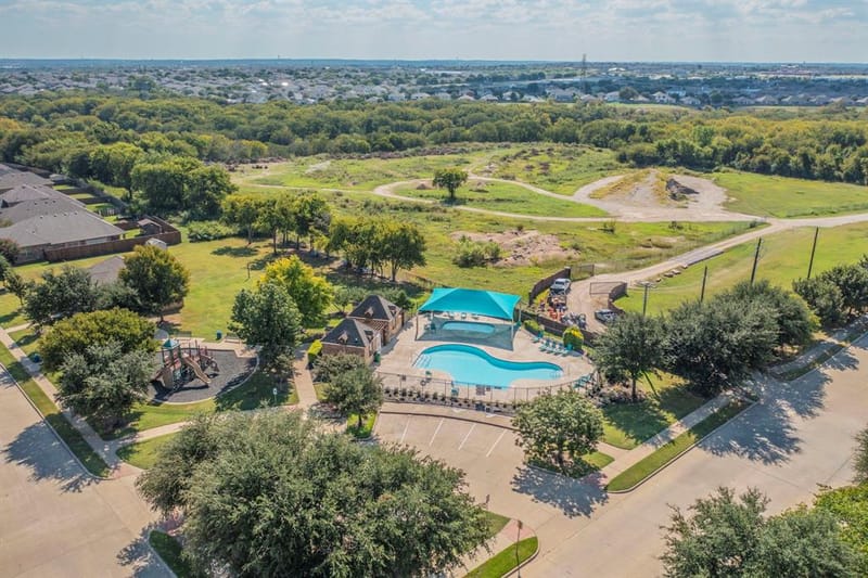756 Walls Boulevard, Crowley TX 76036 - Photo 30