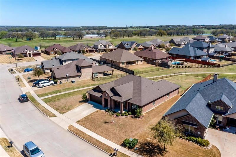 1023 Saint Andrews Drive, Burleson TX 76028 - Photo 5
