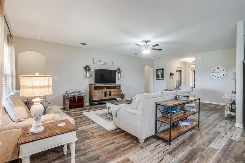 1023 Saint Andrews Drive, Burleson TX 76028 - Photo 10