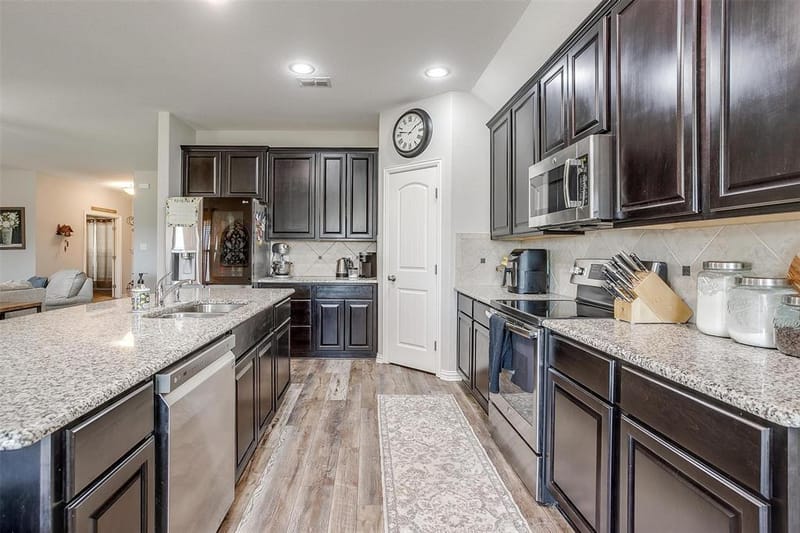 1023 Saint Andrews Drive, Burleson TX 76028 - Photo 14