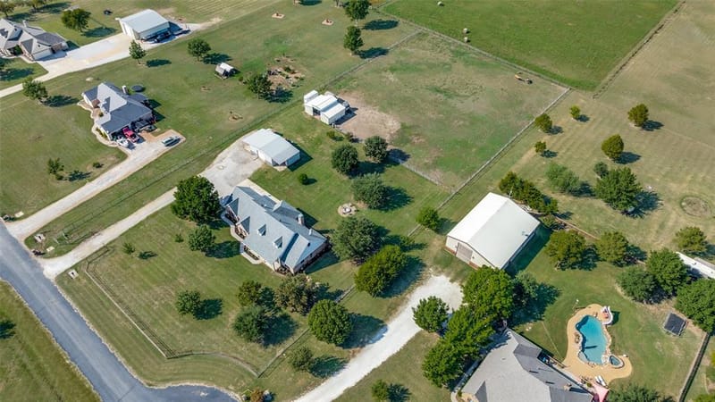 6221 Deer Run Road, Sanger TX 76266 - Photo 33