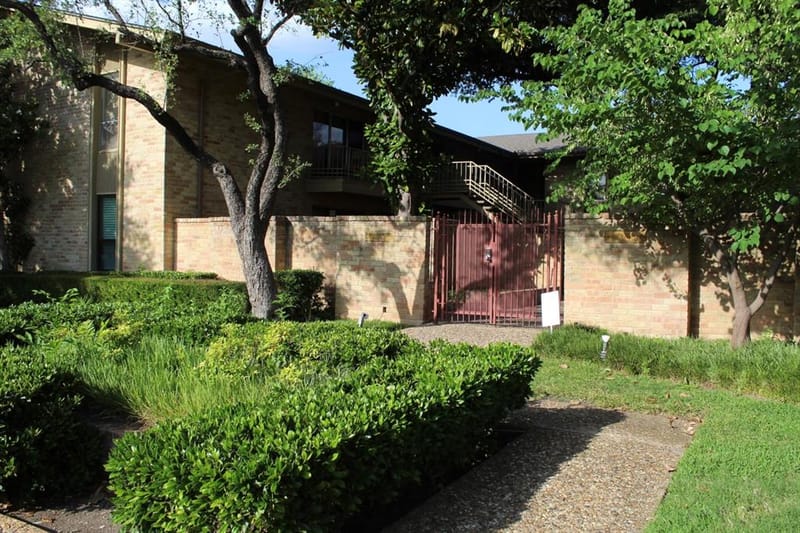 11312 Park Central Place # A, Dallas TX 75230 - Photo 2