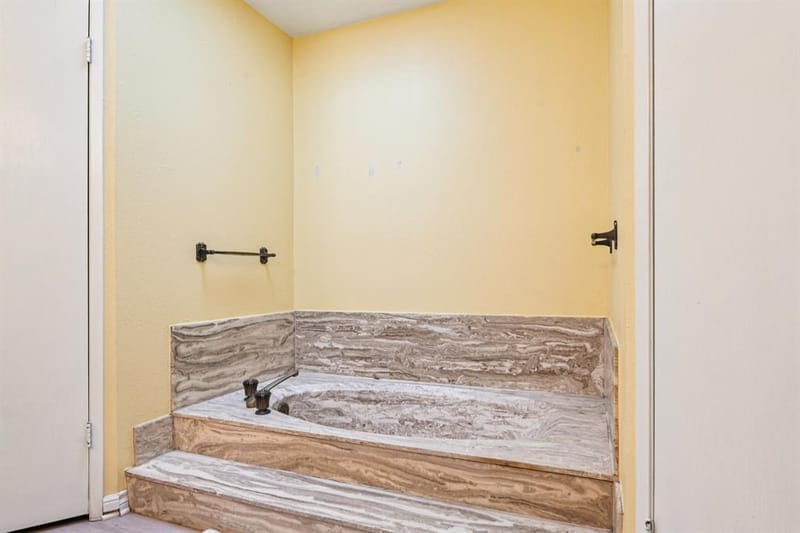 5605 Blair Oaks Drive, The Colony TX 75056 - Photo 22
