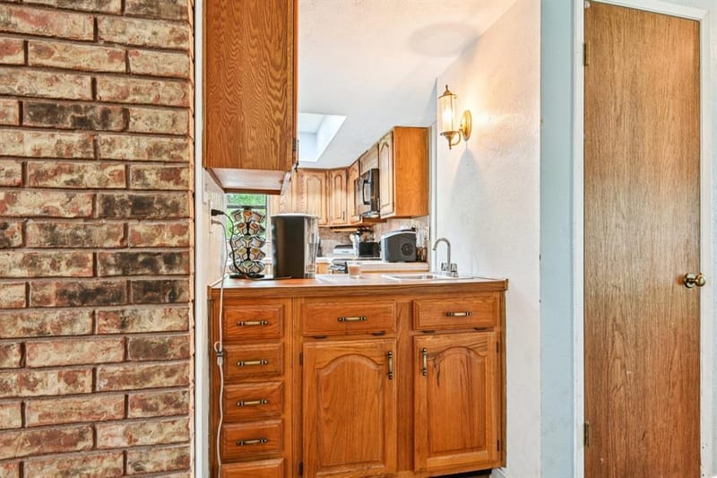 5605 Blair Oaks Drive, The Colony TX 75056 - Photo 9