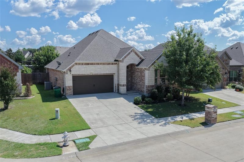 3009 Treasure View Drive, Decatur TX 76234 - Photo 2