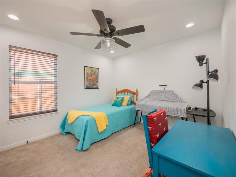 614 W 3rd Street, McGregor TX 76657 - Photo 20