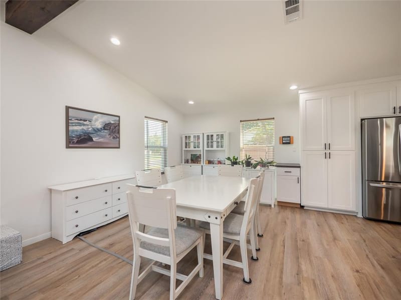 614 W 3rd Street, McGregor TX 76657 - Photo 8