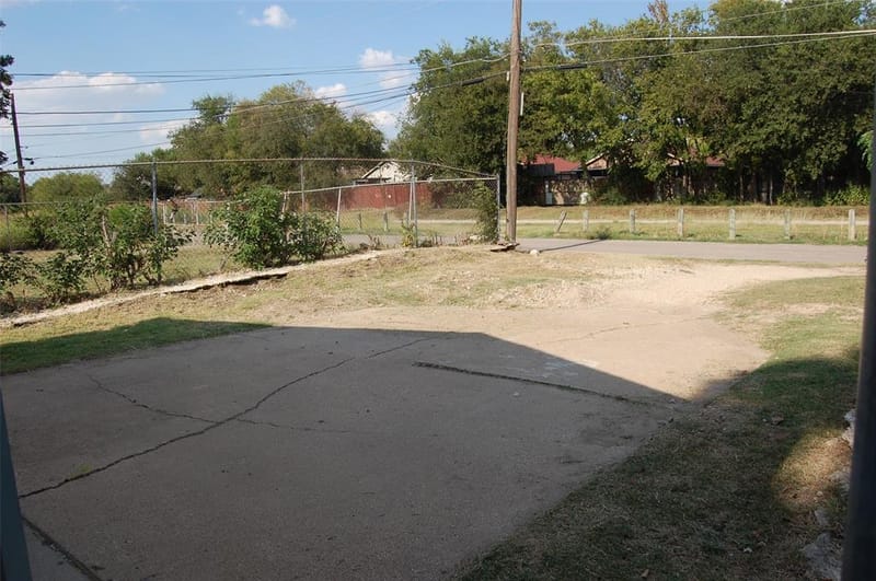 1808 Western Park Drive, Dallas TX 75211 - Photo 20