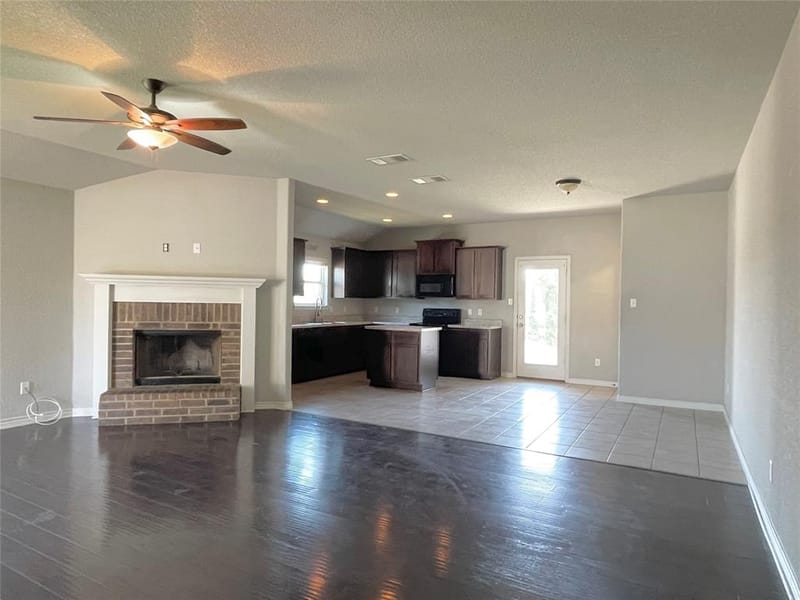 2525 Elk Creek Street, Temple TX 76504 - Photo 4