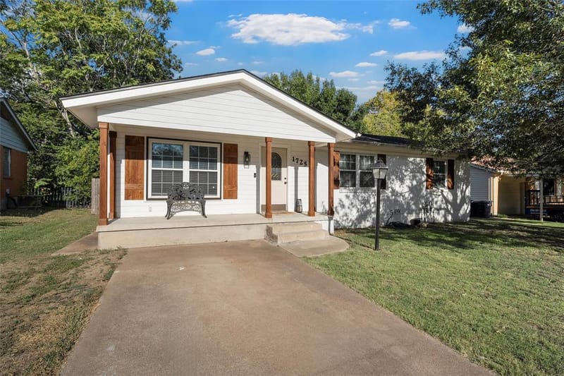 1725 La Porte Drive, Waco TX 76710 - Photo 2