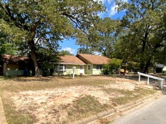 100 Thunderbird Drive, Athens TX 75751