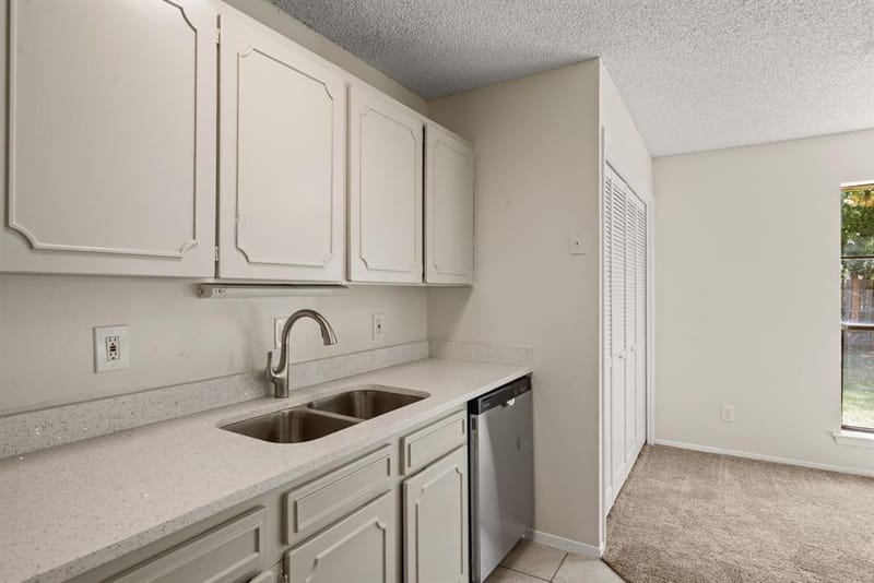1109 Dennis Drive, Saginaw TX 76179 - Photo 9