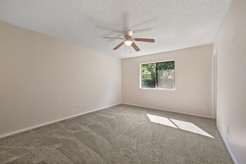 1109 Dennis Drive, Saginaw TX 76179 - Photo 14
