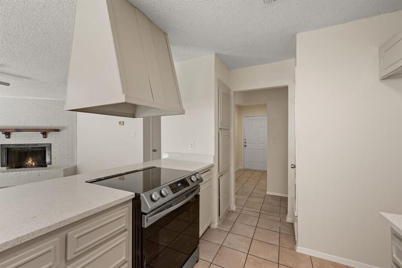 1109 Dennis Drive, Saginaw TX 76179 - Photo 8
