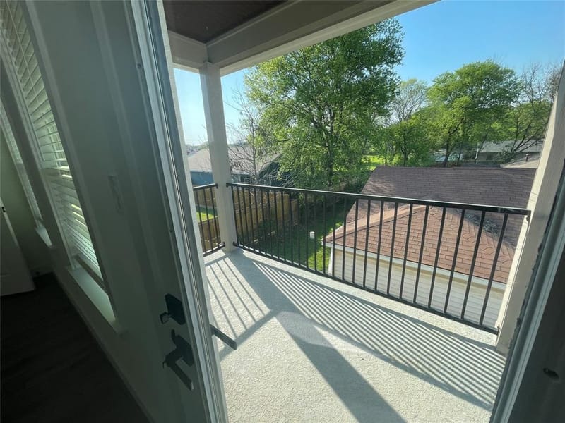 3535 Spring Avenue, Dallas TX 75210 - Photo 9