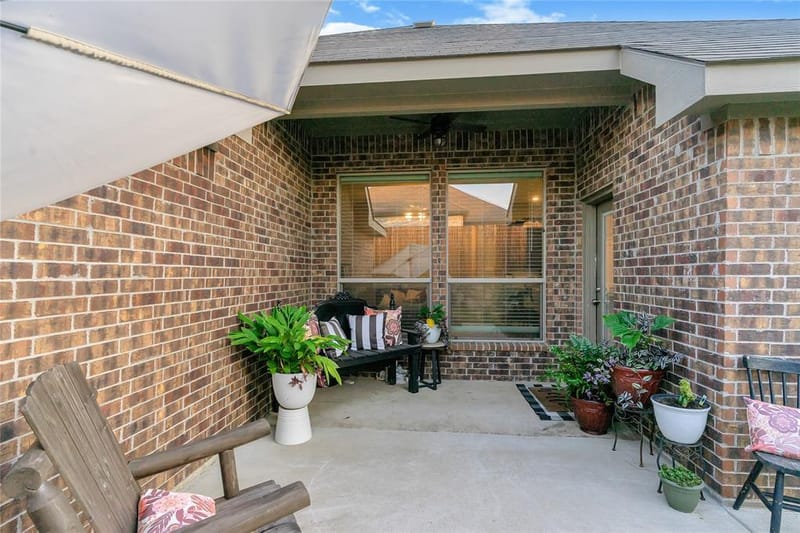 120 Cheryl Drive, Keene TX 76059 - Photo 6